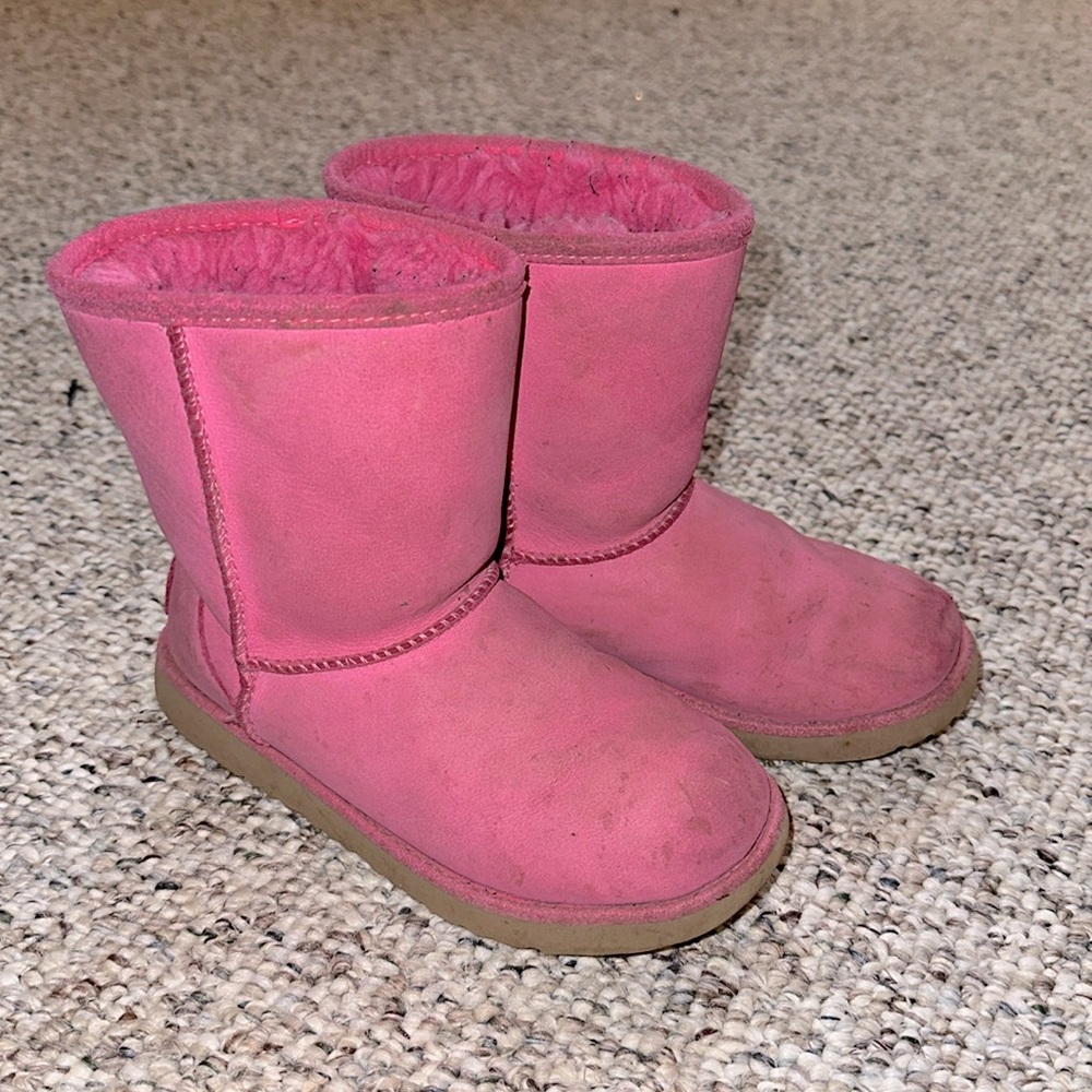 Ugg sz 1 pink